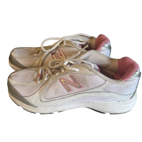 New Balance pink and white mesh cross training sneakers size 9.5 - Picture 1 of 6